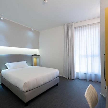 Executive Inn Boutique Hotel Brindisi Oda fotoğraf