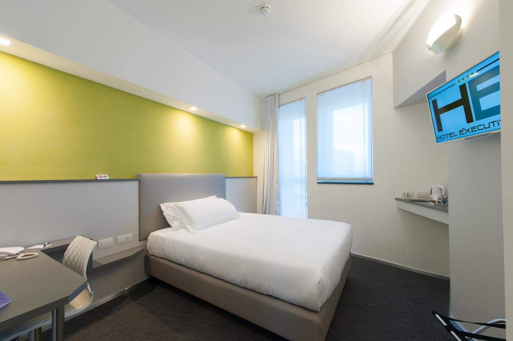 Executive Inn Boutique Hotel Brindisi Oda fotoğraf